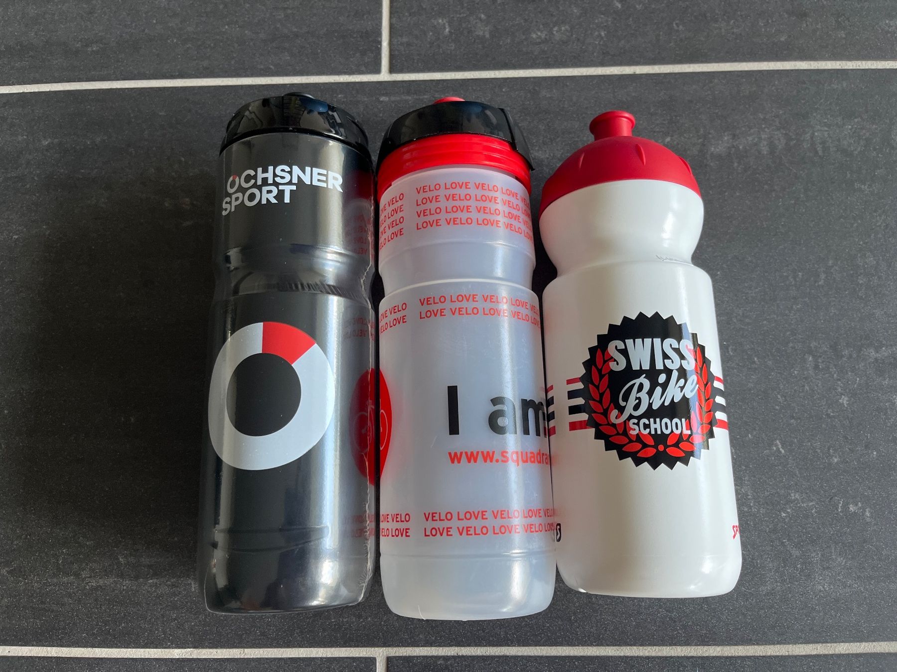 Borracce & Thermos: 3 Getränkebidons – Nuovo (secondo la descrizione) da Aarau venduto da Swifty03