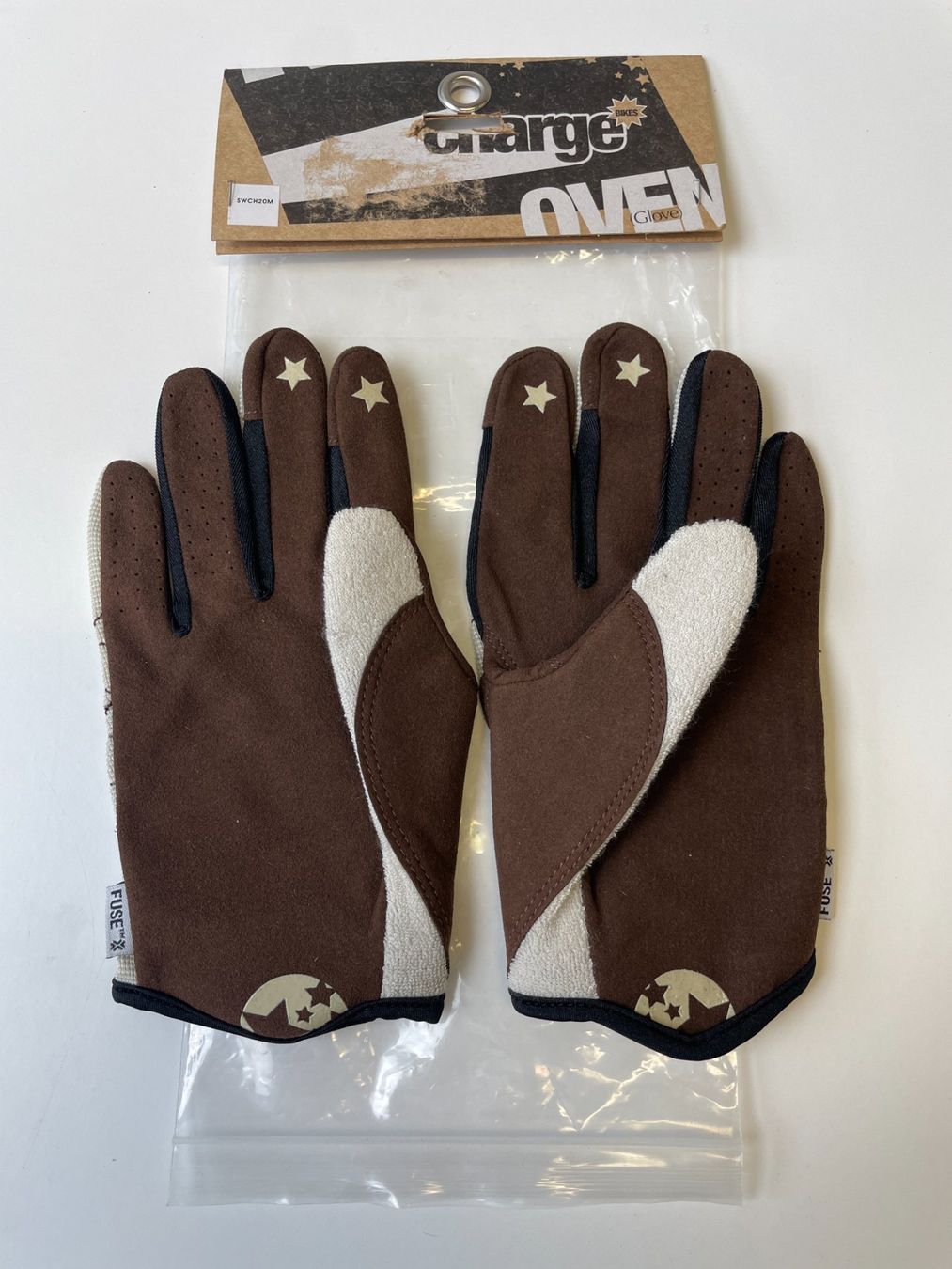 Guanti & manicotti: NEU - Charge 'OVEN' Velo Handschuhe Grösse M – Nuovo e nell'imballaggio originale da Bern venduto da lolapennt 5
