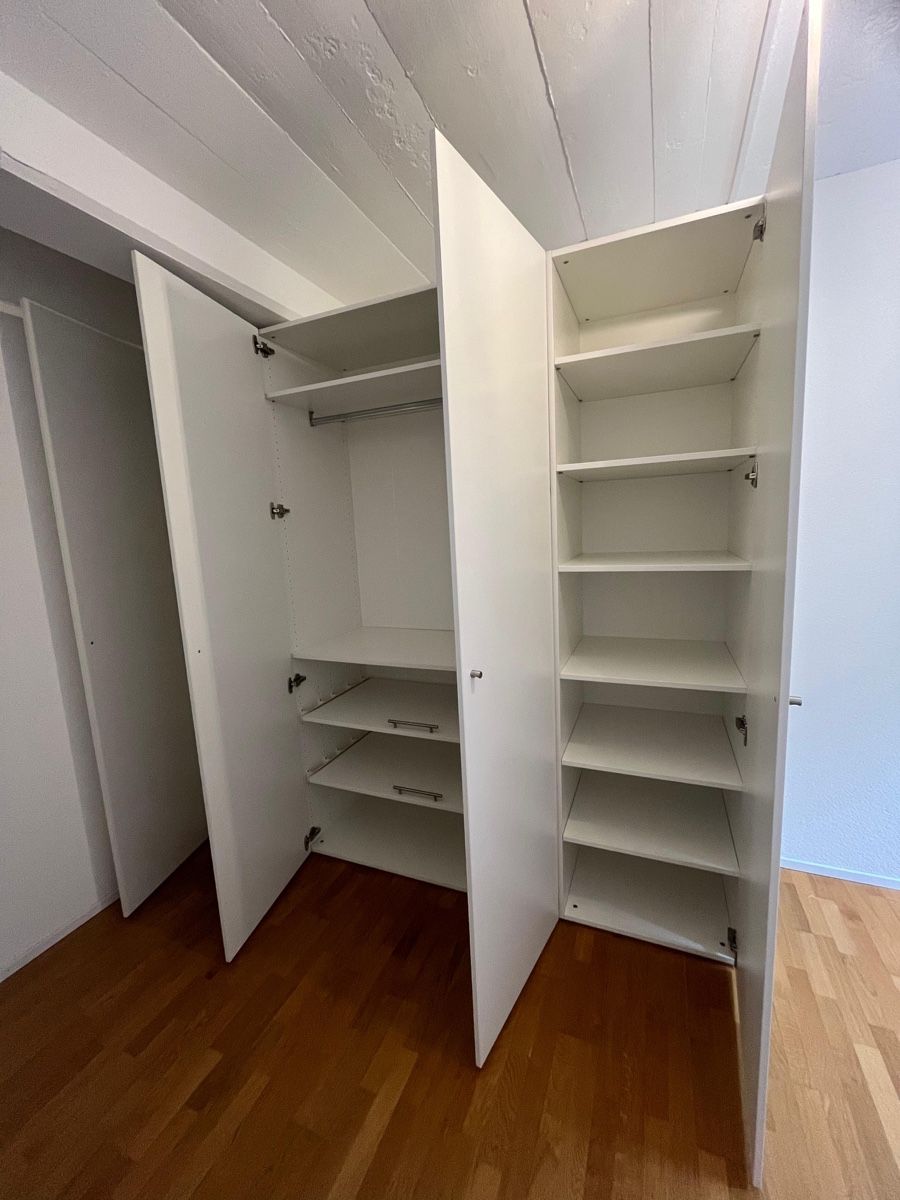 Armadi: Kleiderschrank weiss – Usato da Aarberg venduto da Linduxp 2