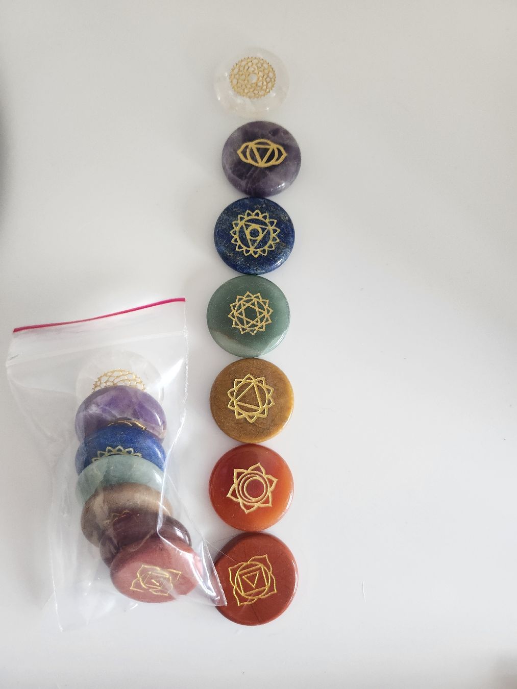 Minerali & Pietre curative: 1 set de pierres naturelles 7 chakra  – Nuovo e nell'imballaggio originale da St-Livres venduto da SilkeC 5