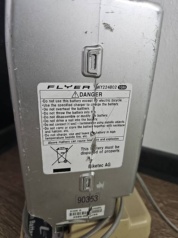Batterie: Batterie Flyer 26V + chargeur – Usato da Renens VD venduto da mer_x86s 1
