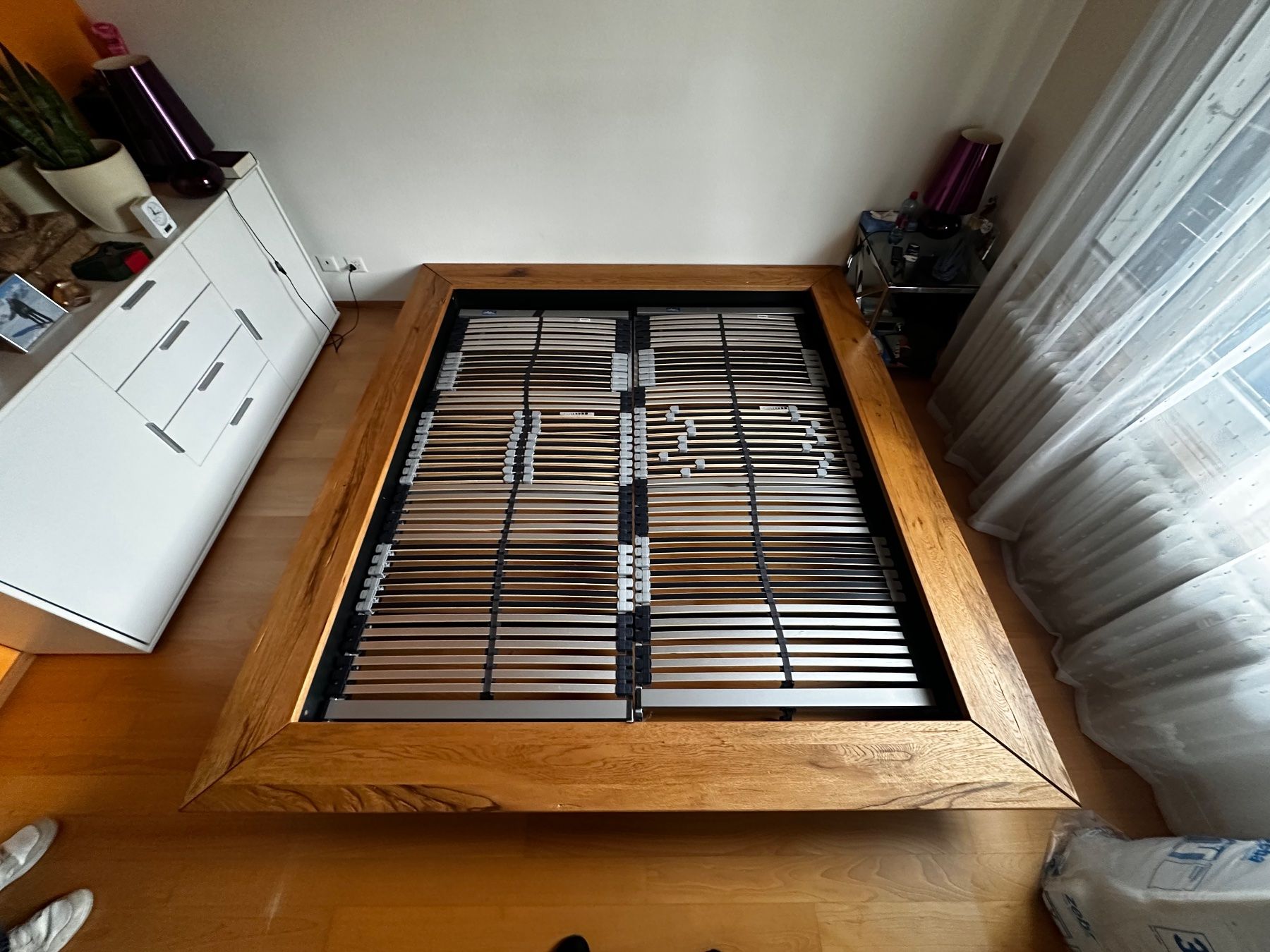 Letti: Holzbett 220x240 – Usato da Frenkendorf venduto da Katrin02