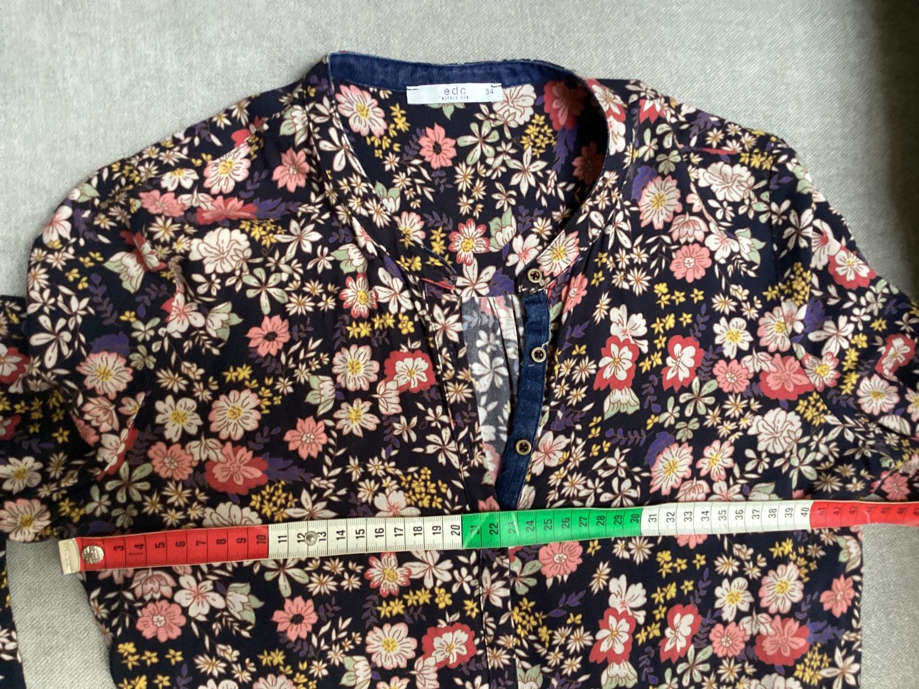 Esprit Vestiti: Schönes, luftiges Esprit edc Kleid mit Blumenmuster Gr. 34 – Usato da Homberg b. Thun venduto da Homata 4