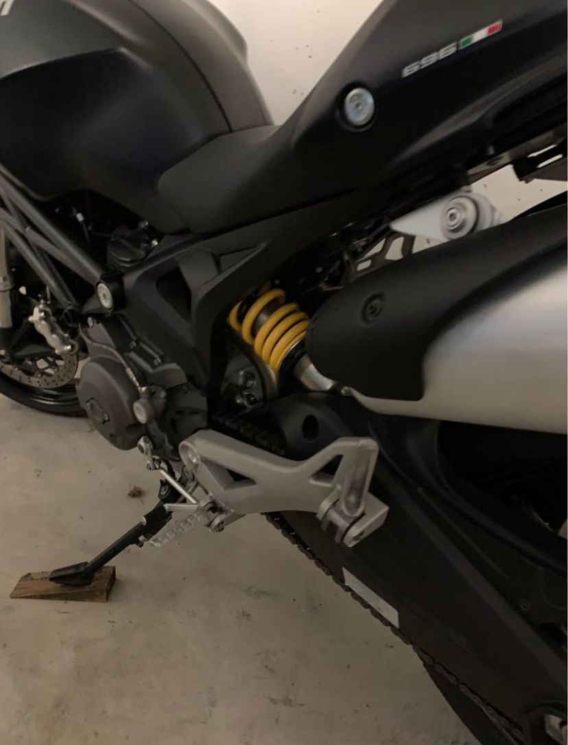 Ducati Strada: Ducati Monster 696 ABS (gedrosselt) - erst 7‘800 km! – Usato da Marthalen venduto da ironh1tsch 5