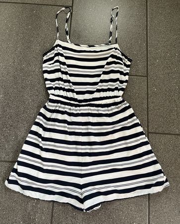 Süsser Jumpsuit Gr. 34