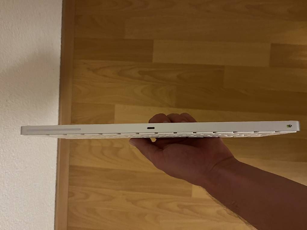 Tastiere: Apple Magic Keyboard original, modèle A1644 – Nuovo e nell'imballaggio originale da Chavannes-Renens venduto da luc_52p8 1