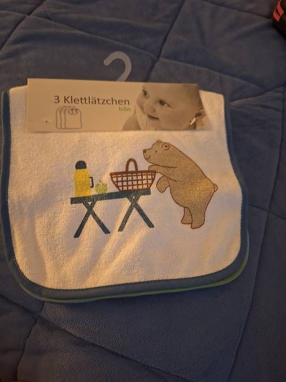 Baby-Mahlzeiten: Neue Klettlätzchen Marke Bibs – Gebraucht aus Düdingen von san_kf2l 1