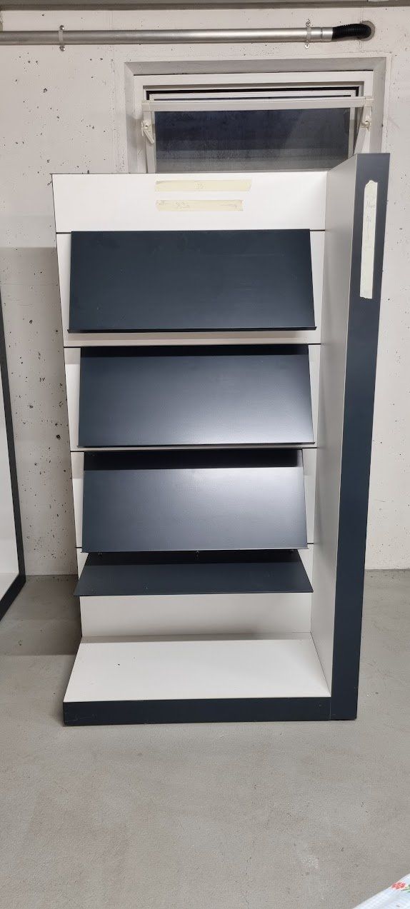 Étagères: Prospekt Ständer Regal Gestell B – D'occasion à Unterlunkhofen par Leon22