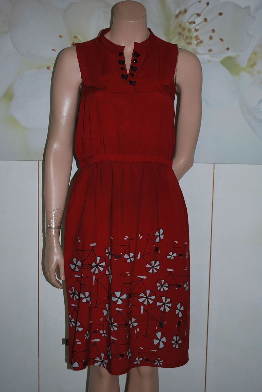 Vestiti: TITIS Robe / Kleid taille / Grosse M (L EUR) – Usato da Cossonay-ville venduto da Super-Price-Quality