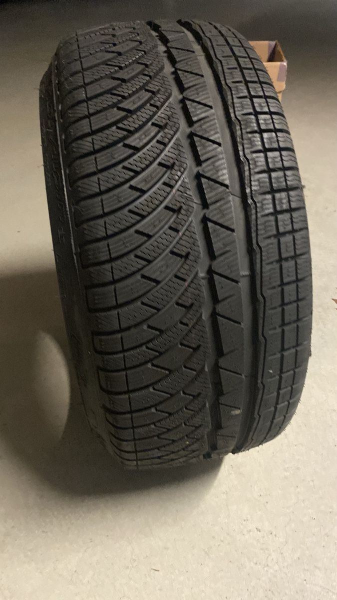 Michelin Pneus & Roues: Komplett neu, 2 x Reifen – Neuf avec emballage d'origine à Dietikon par Antoniofernandes123 1