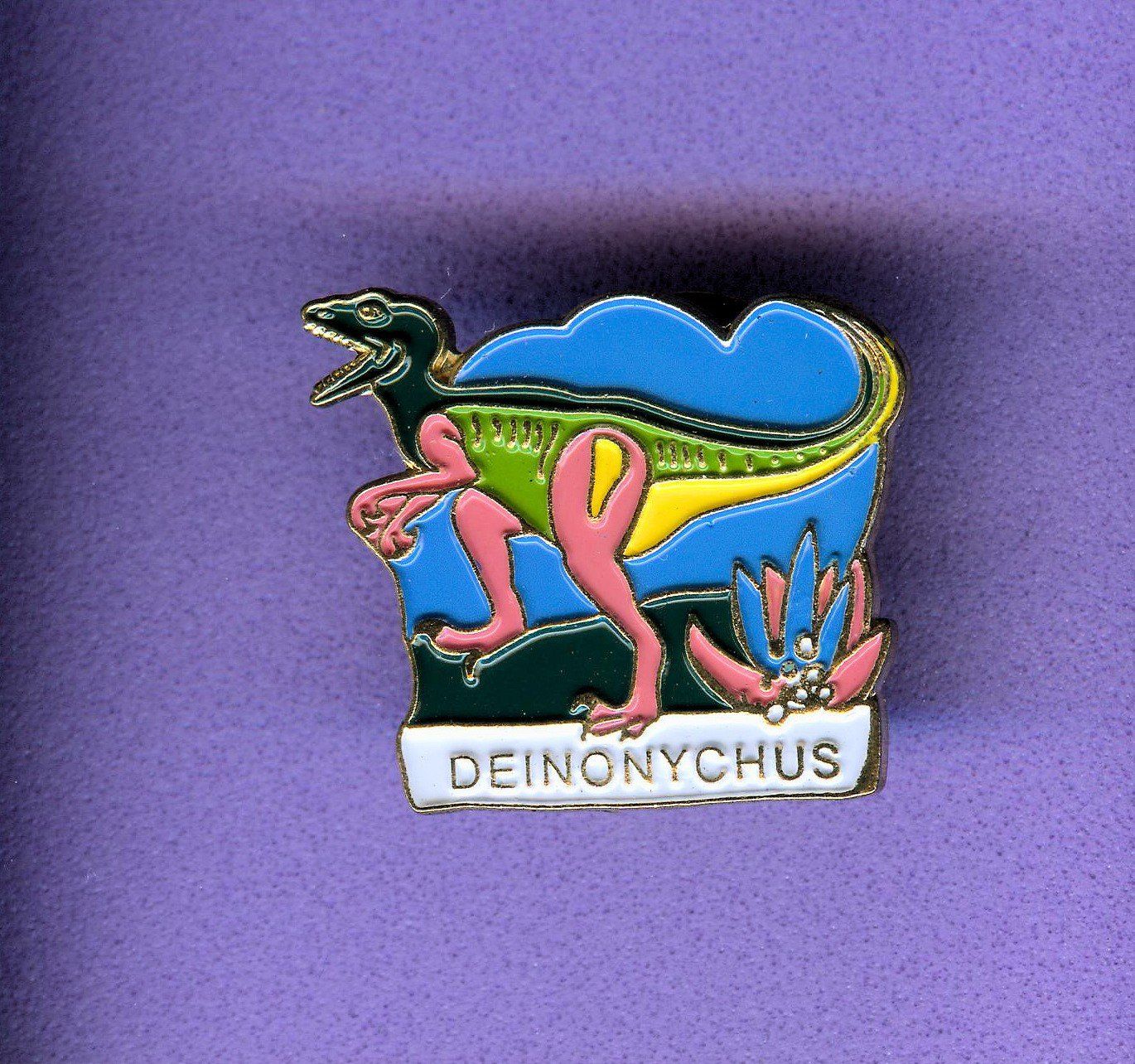 Plaketten & Abzeichen: Saurier  DEINONYCHUS – Gebraucht aus Winterthur von Sammleroase