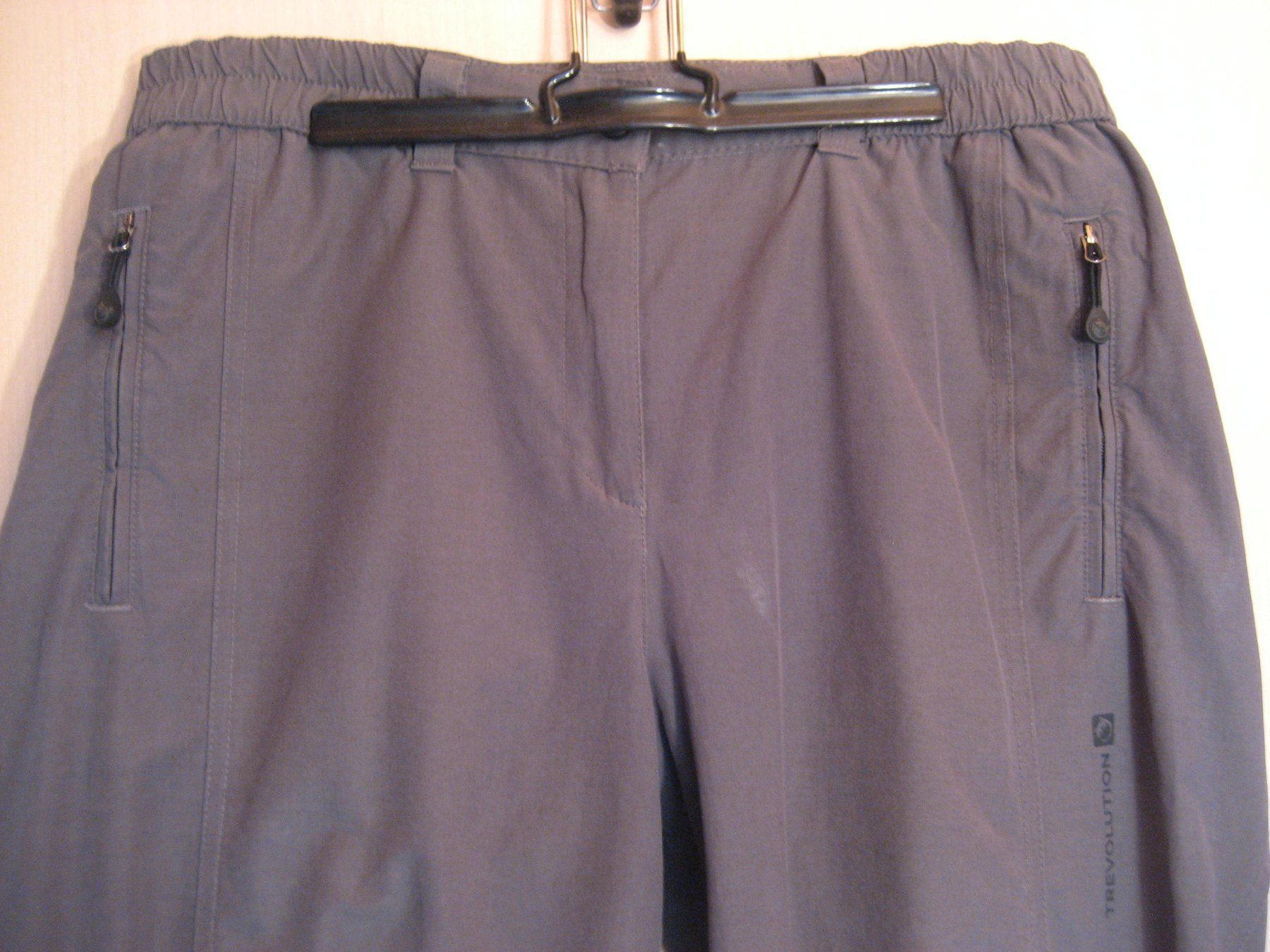 Trevolution Pantaloni: Pantalon Trevolution taille XL – Usato da Delémont venduto da marryb 1