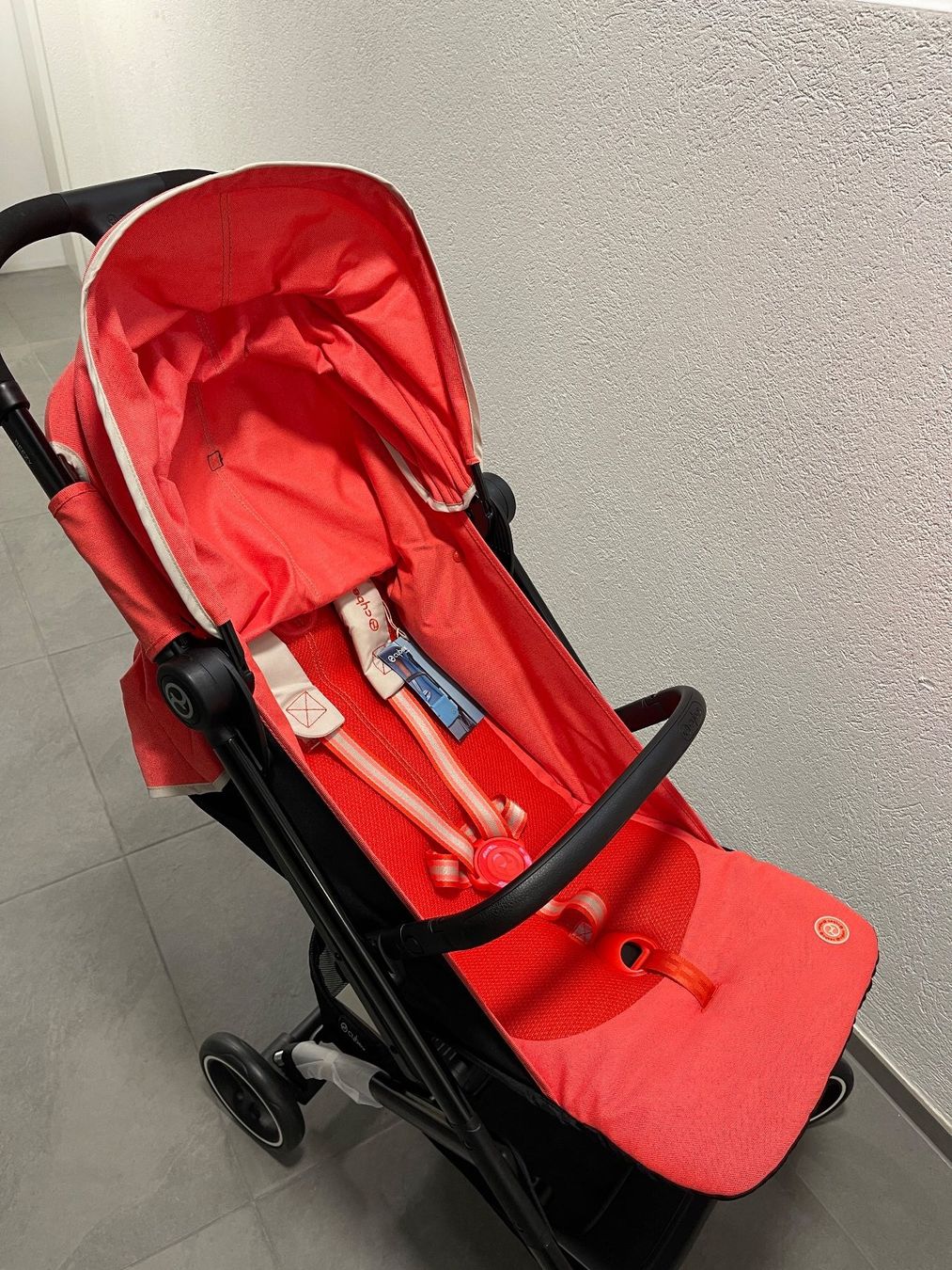 Cybex Kinderwagen: NEU! Cybex Beezy Buggy in Hibiscus Red – Neu und originalverpackt aus Schönenwerd von d.chiara 2