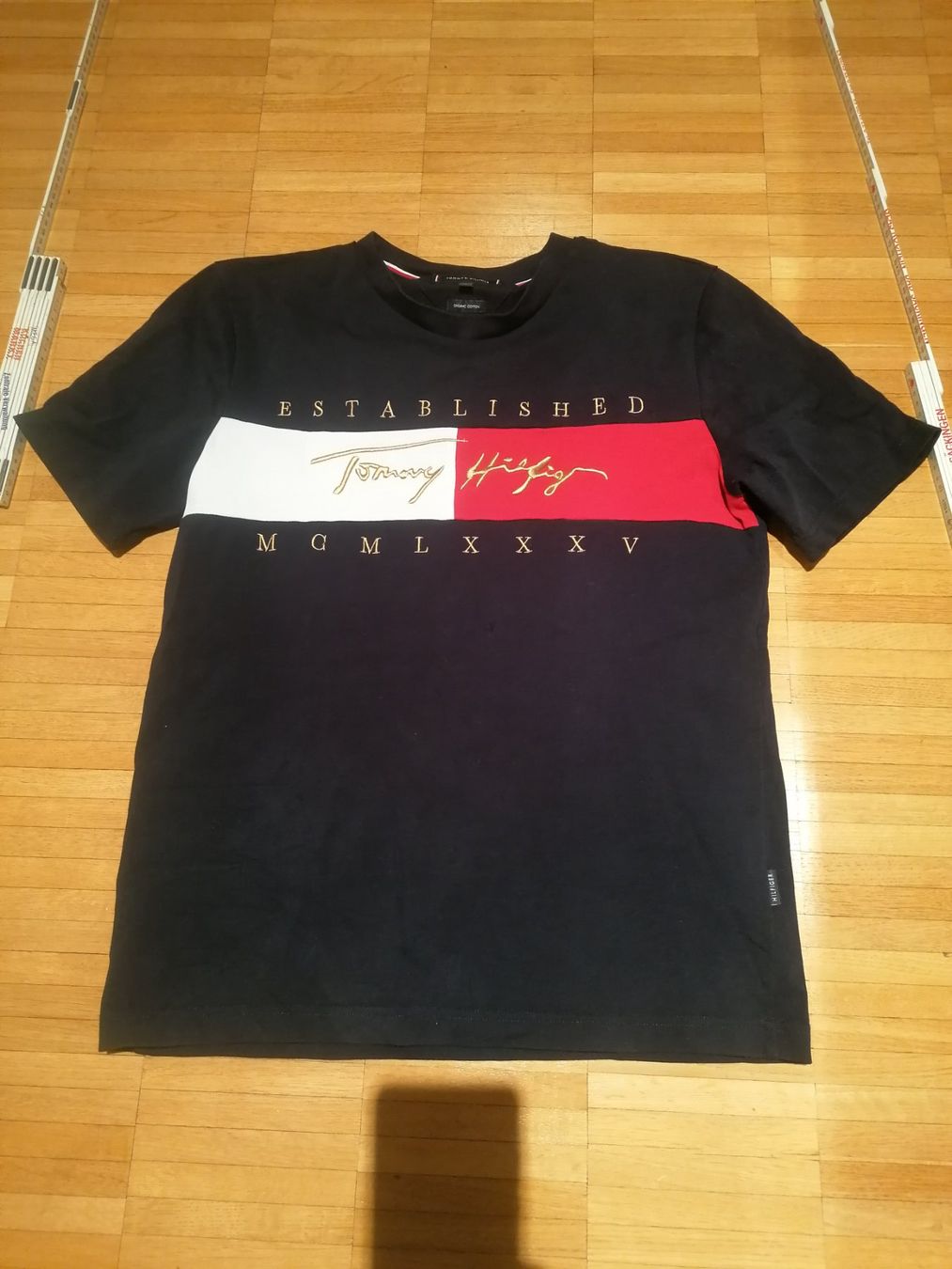 Tommy Hilfiger T-shirt: Tommy Hilfiger T-Shirt – Usato da Laufenburg venduto da megane1959