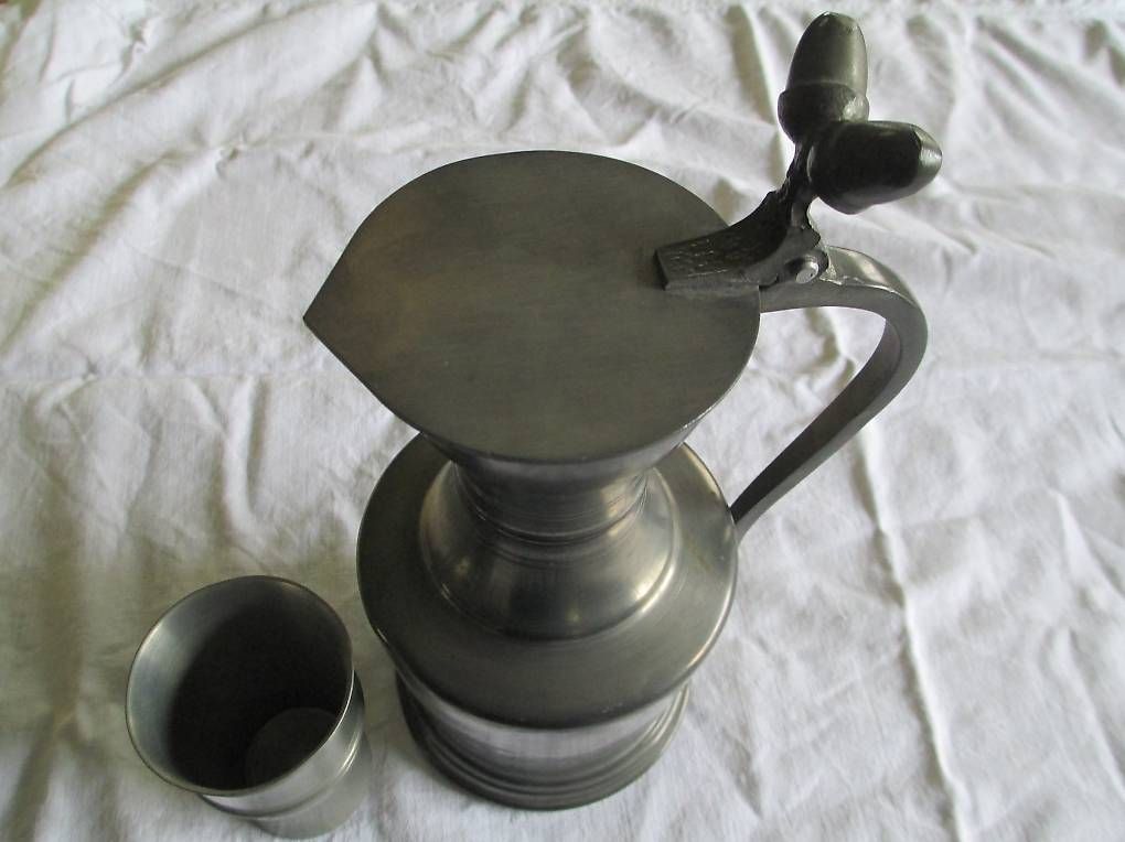 Caraffe: Zinnkanne mit Becher – Usato da Riehen venduto da dipus 3