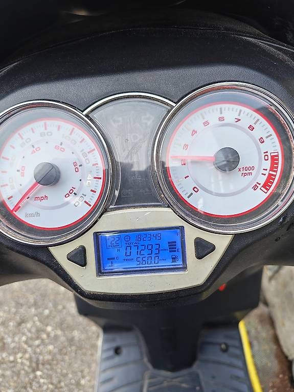 Scooter: Roller Tell Logik 125 – Usato da Gais venduto da pete_fosters 2