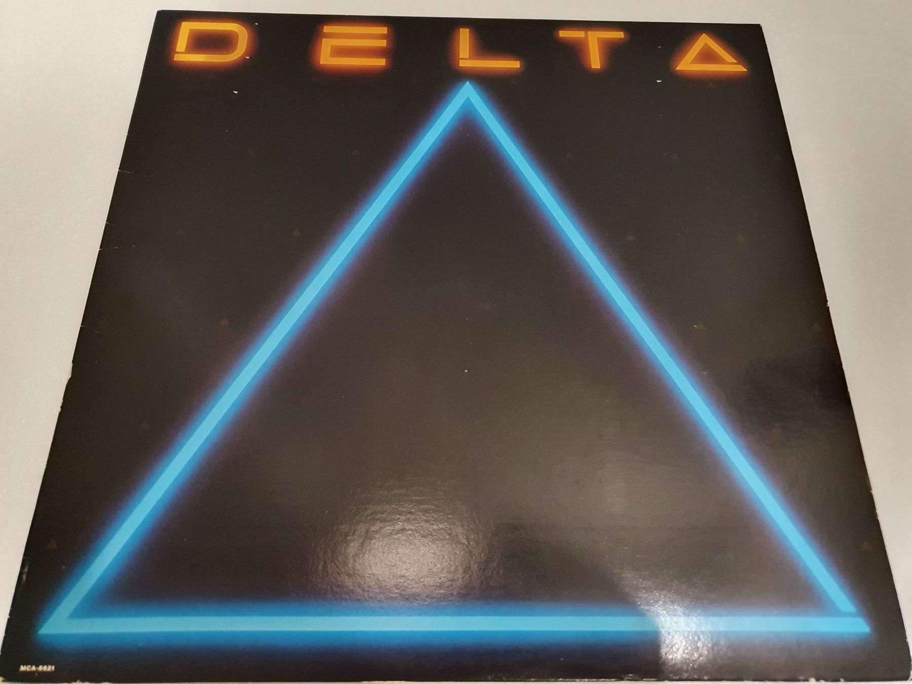 Dischi in vinile: Delta – Delta – Usato da Uster venduto da Vinyl-Leidenschaft