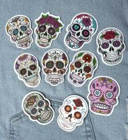 10 Stk.  Skull Sticker  selbstklebend  Aufkleber ca 6cm hoch