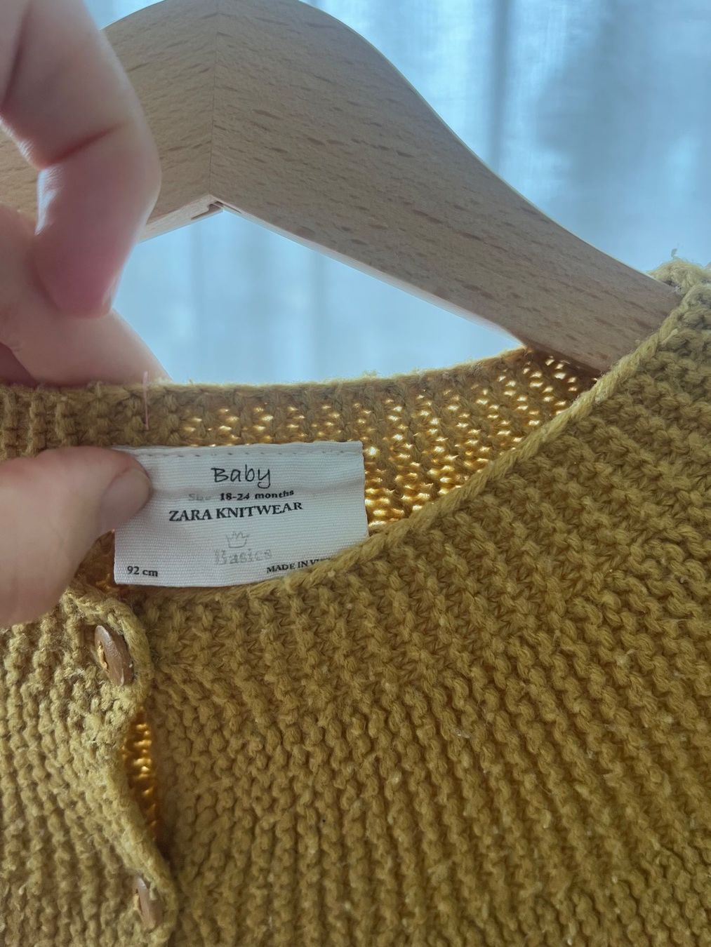 Zara Maglioni & Felpe: Zara Strickjacke, Grösse 92, Senfgelb – Usato da Wauwil venduto da LoU-AiRiN 2