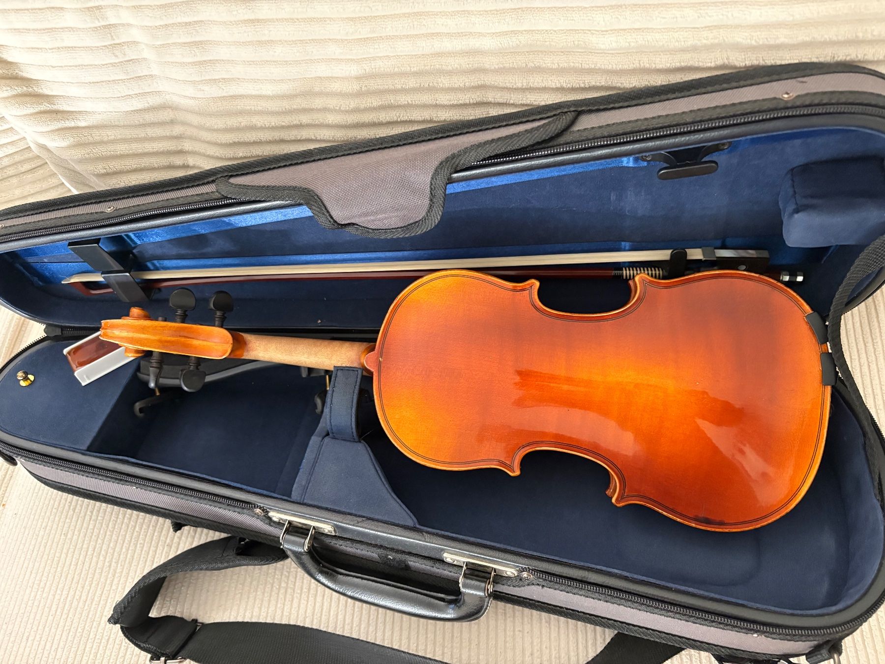 Musikinstrumente: 1/4 Geige / Violine – Gebraucht aus Belfaux von leron 1