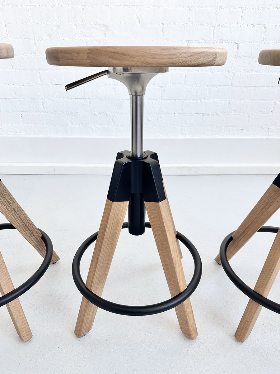 Sgabelli: 4er Set Hocker / Counterstool Arki Stool ARKW8 von Pedrali – Nuovo e nell'imballaggio originale da Bern venduto da Fraeuleinhonig 5