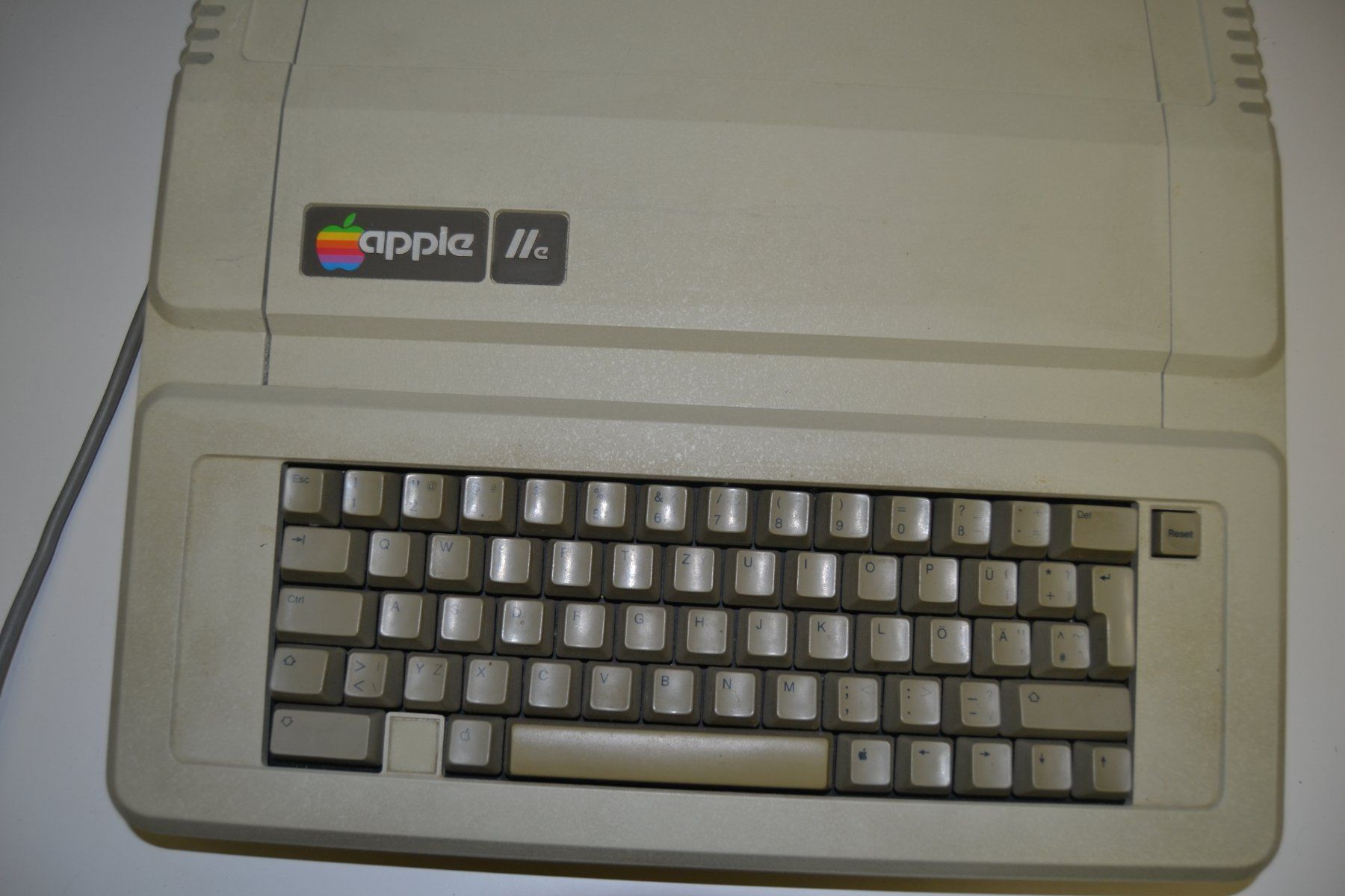 Apple PC: APPLE IIe – Usato da Wil SG venduto da fanofrio 1
