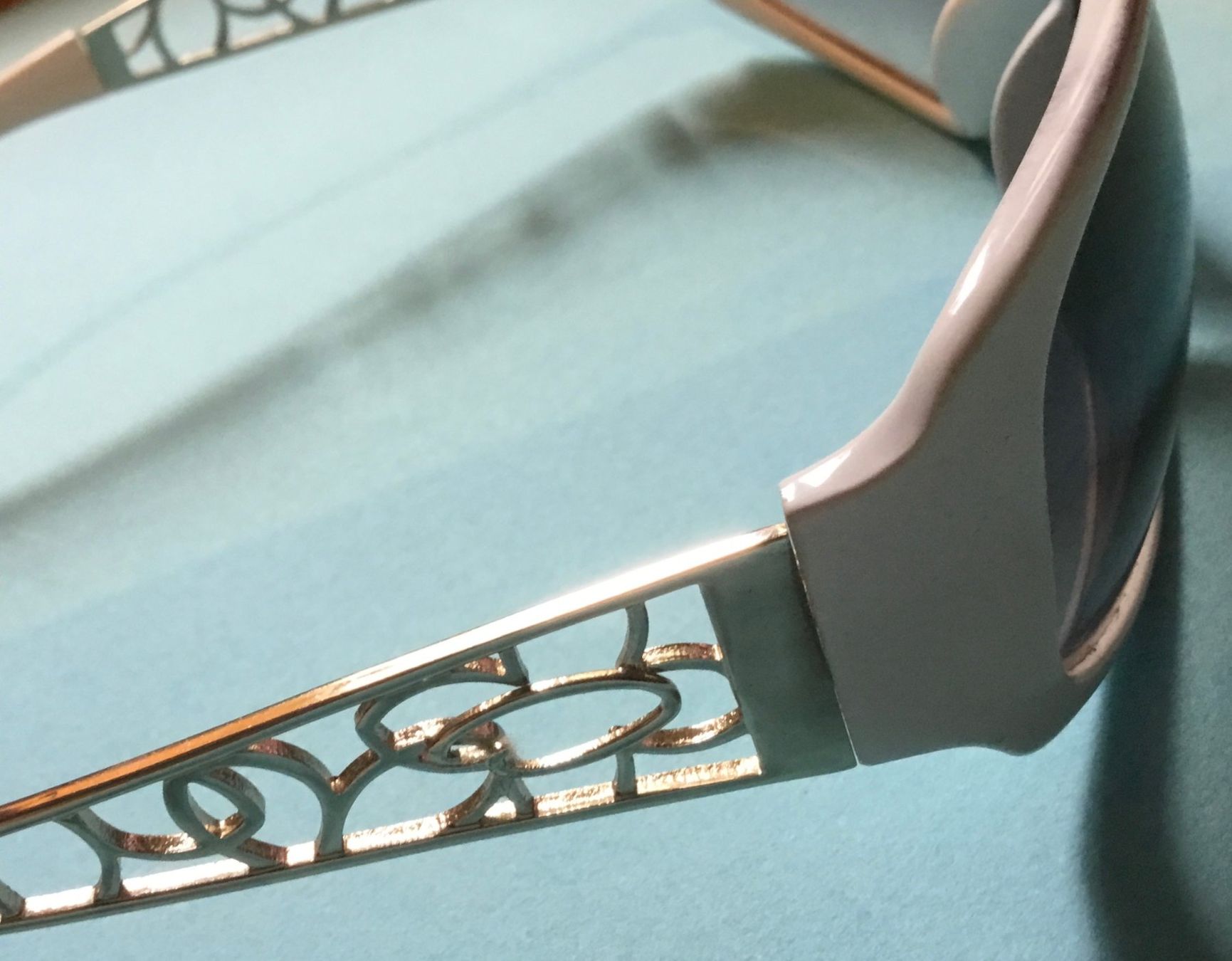Guess Brillen & Gläser: Sonnenbrille – Gebraucht aus Wettswil von ann_hd9g 4