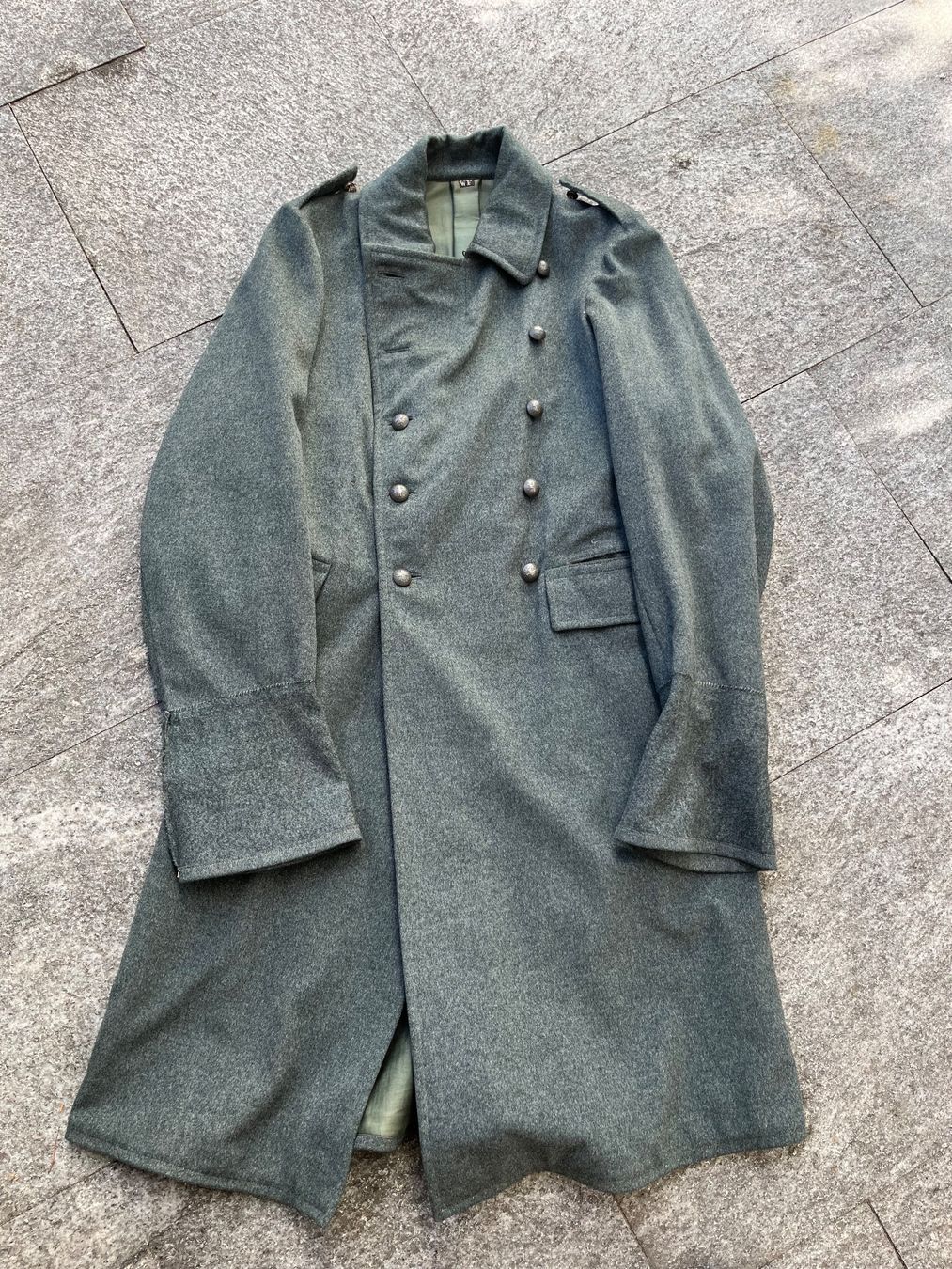 Schweizer Armee Uniformi: Mantel Militär Offizier WW2 – Usato da Bottmingen venduto da Puffsack
