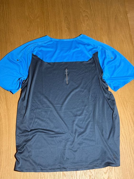 On Performance Laufbekleidung 4x T-Shirt 2x Short Herren XL 10