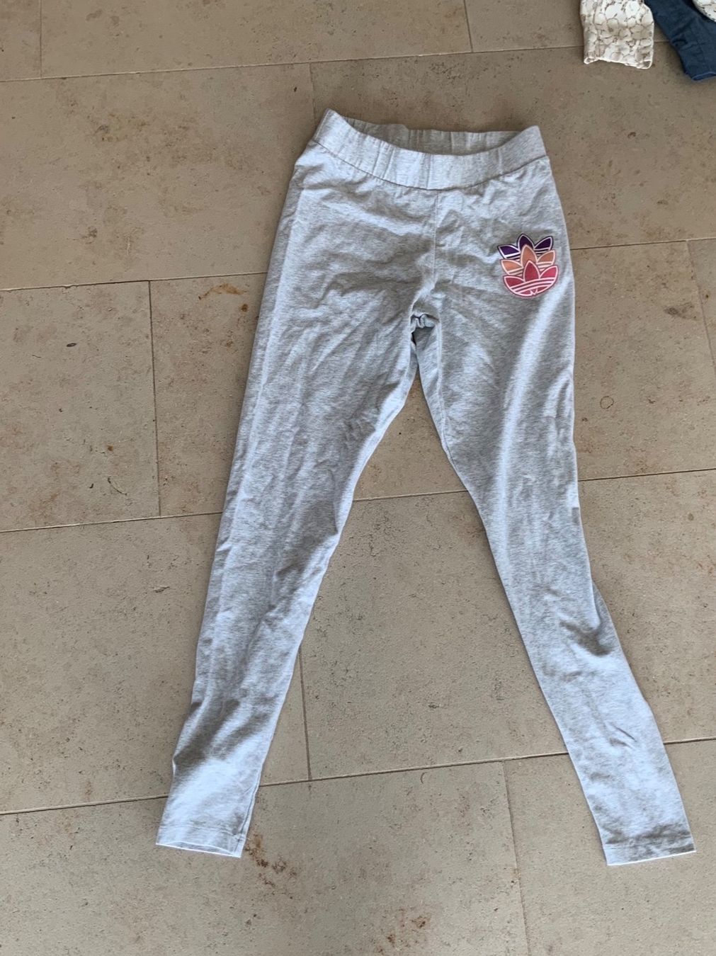 Adidas Leggings: Adidas Leggins De 40 Fr 42 – Gebraucht aus Buchs SG von Sunie