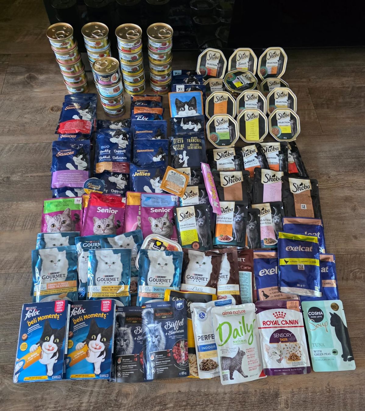 Nourriture: Katzenfutter Multipackung Nassfutter verschiedene Marken neu – D'occasion à Sattel par singlespeed101