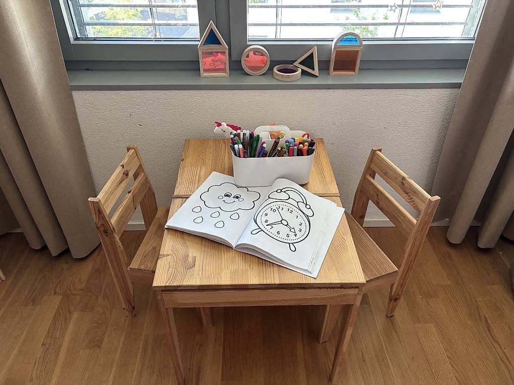 Tables: Kindertisch – D'occasion à Zürich par Kat029