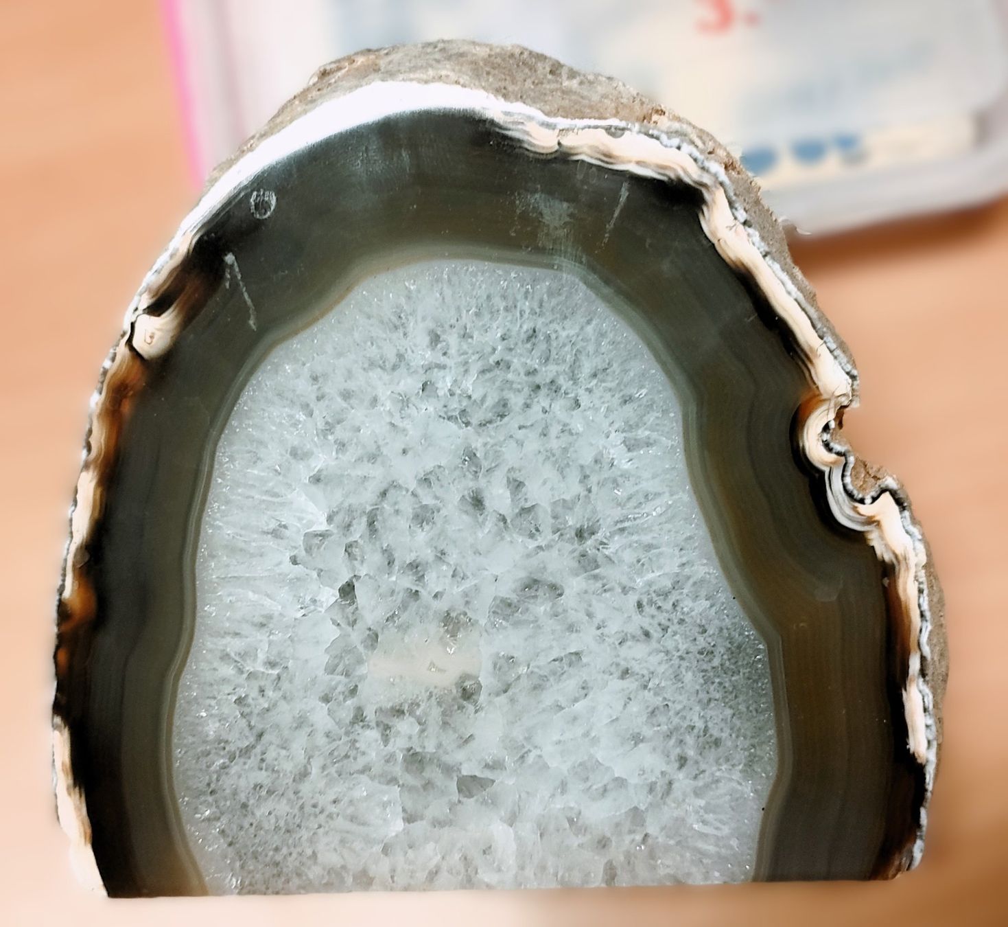 Mineralien & Heilsteine: Achatscheibe ca 16 cm breit mit Standfläche – Gebraucht aus Rheineck von han_c85z