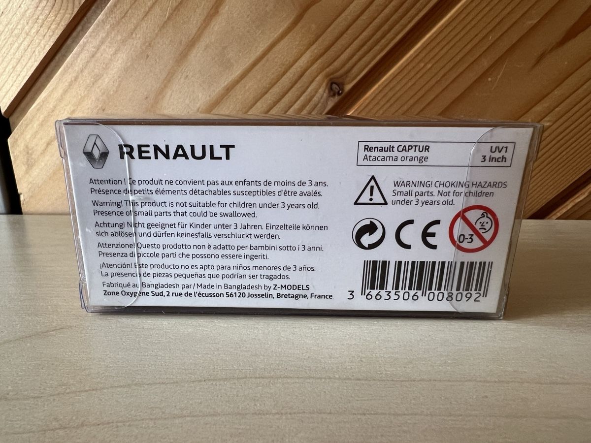 Renault Modellini d'auto: Renault CAPTUR Modellauto 3 Inch OVP – Nuovo e nell'imballaggio originale da Bachenbülach venduto da Manolo007 1