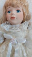 The PROMENADE Collection Porzellanpuppe