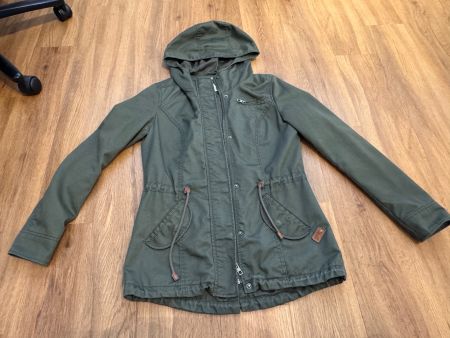 Bequeme Übergangsjacke von Only in Gr. S Oliv Grün