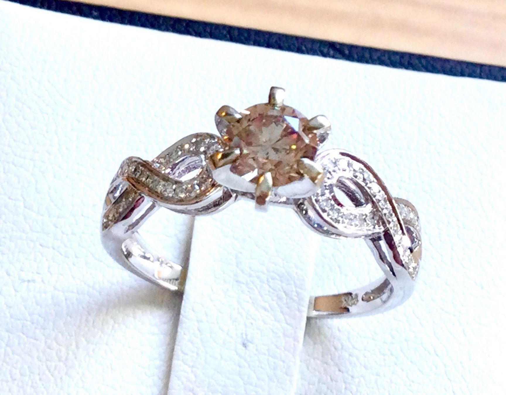 Anelli: *NEU Traum Champagne Diamant-Solitärring – Nuovo e nell'imballaggio originale da Roggwil /BE venduto da elegance45 3