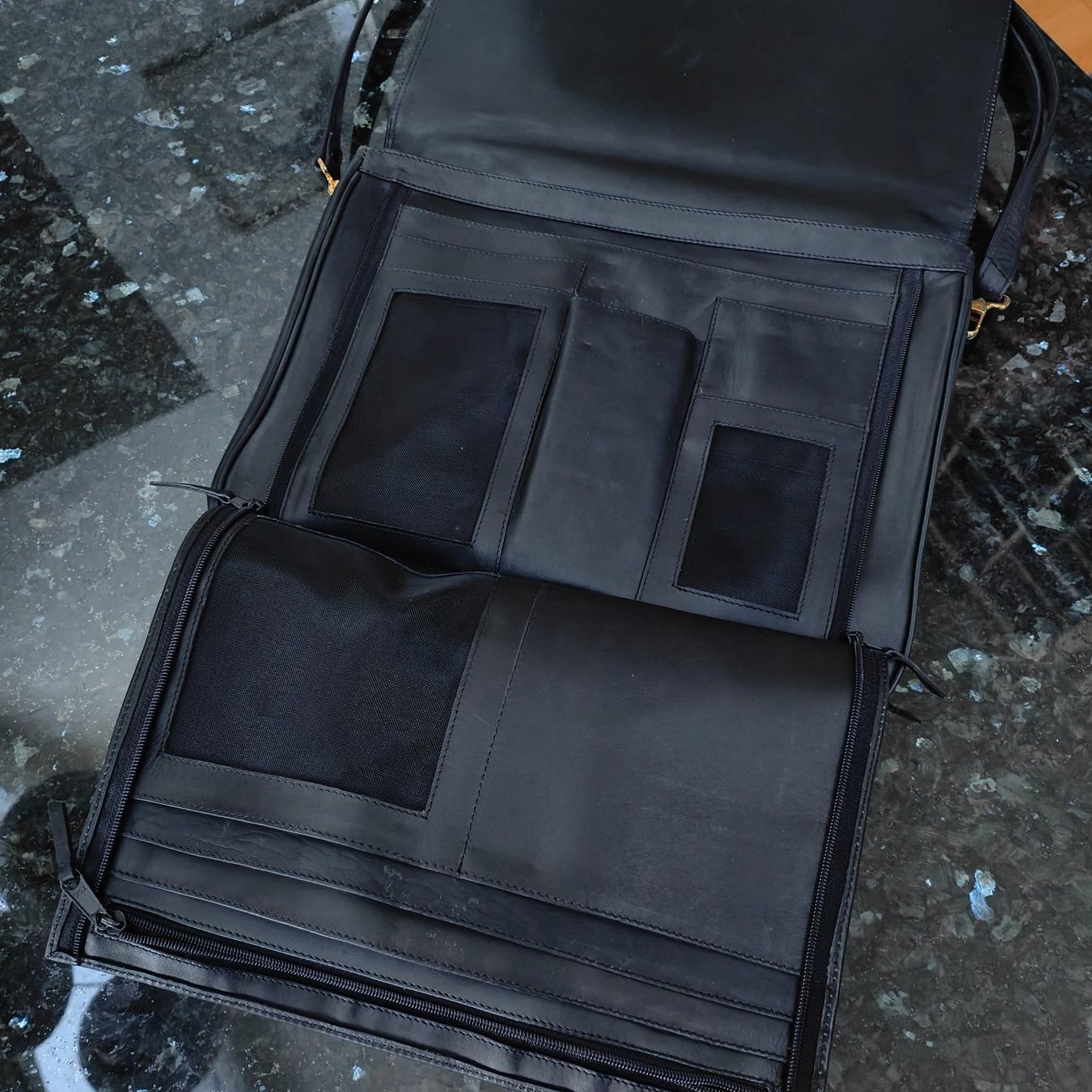 Valises & Sacs: Aktentasche – D'occasion à Zürich par Mumpfi9 5