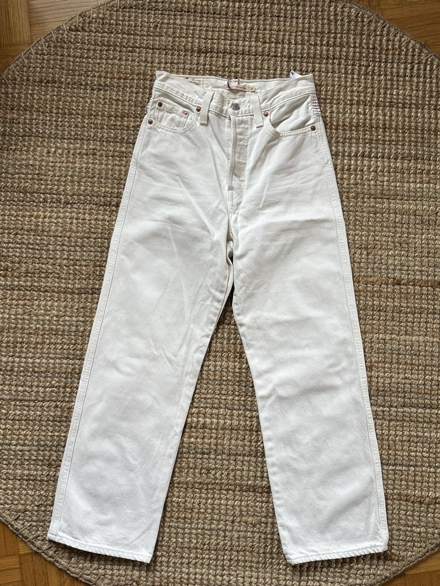 Levi's Jeans: Jeans Levis – Usato da Neuchâtel venduto da cam_lf7y