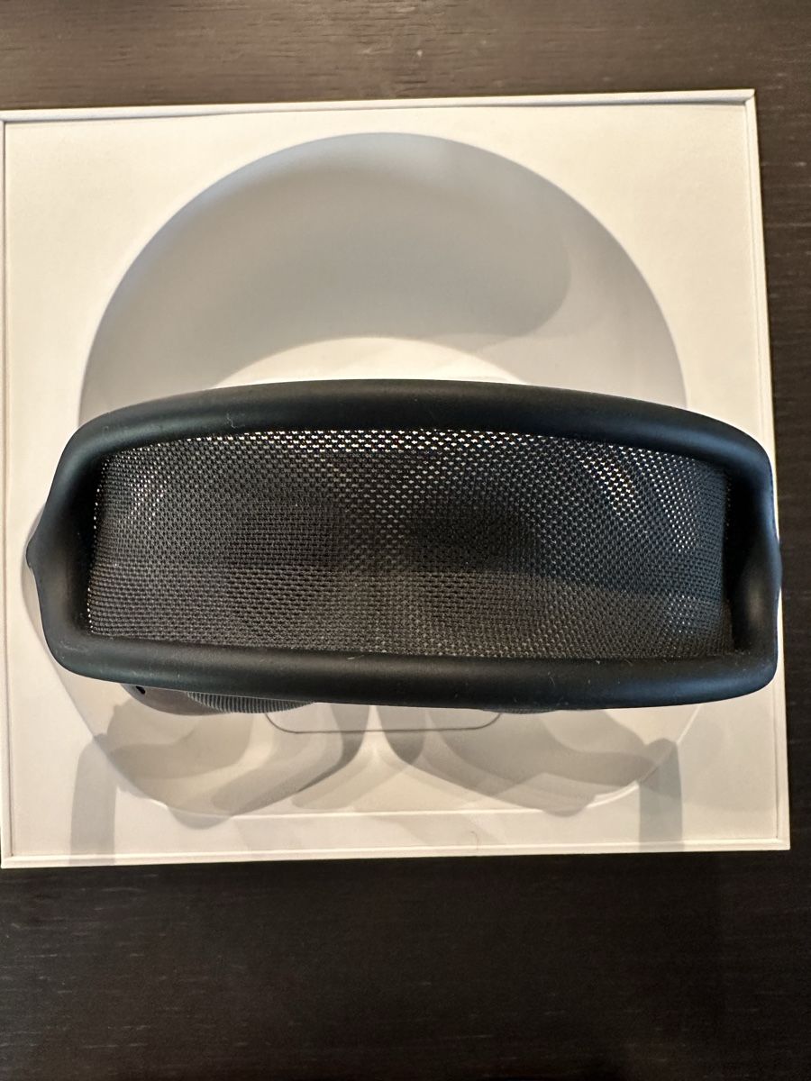 Apple Kopfhörer: Apple AirPods Max - Space Grau inkl. Woolnut Etui – Gebraucht aus Luzern von ale001 9