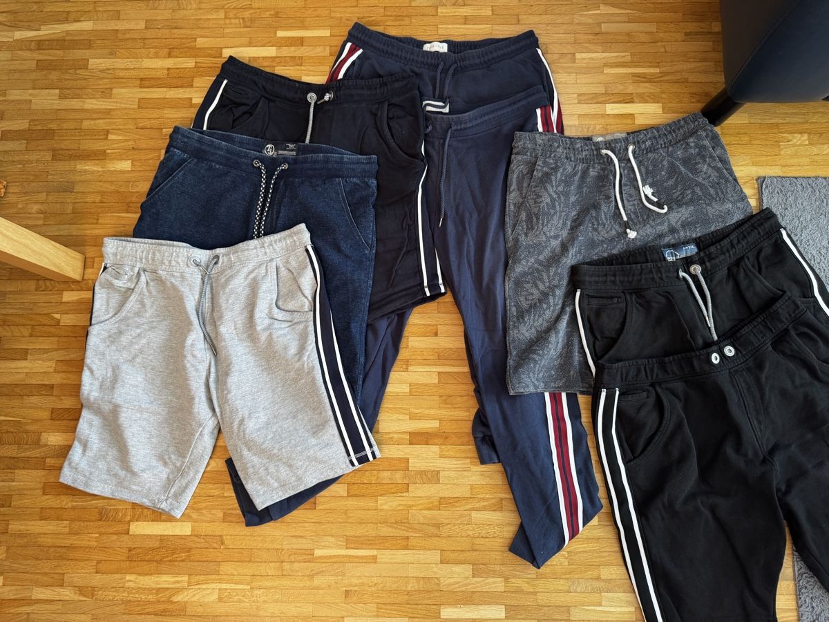 Hosen: Trainerhosen Sammlung – Gebraucht aus Solothurn von roc_656j