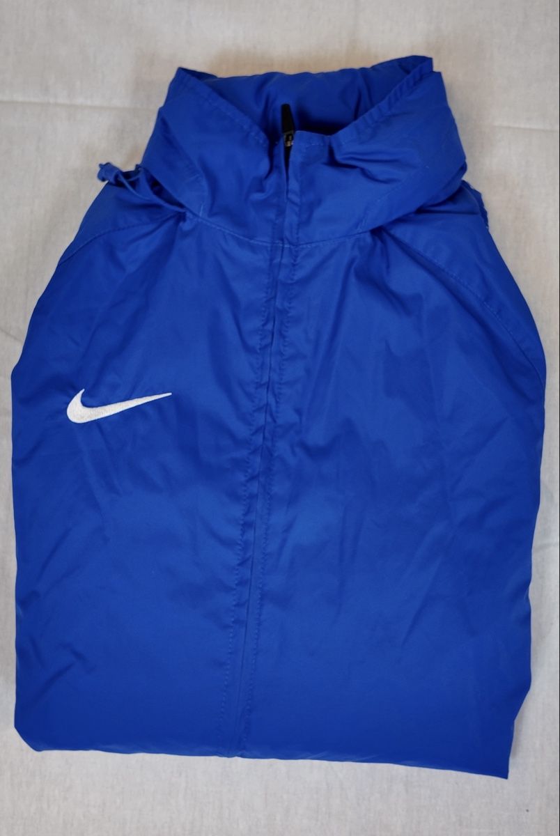 Nike Giacche: Nike Jacke in blau – Nuovo (secondo la descrizione) da Lindau venduto da KT_Vintage 4