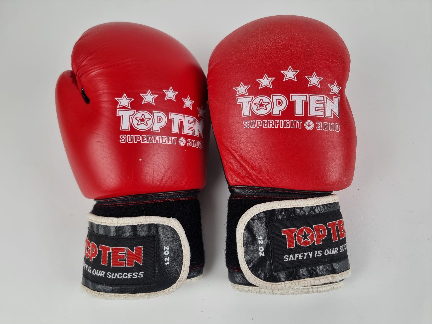 Handschuhe & Handstulpen: Boxhandschuhe – Gebraucht aus Urtenen-Schönbühl von Restwert_Schoenbuehl 2