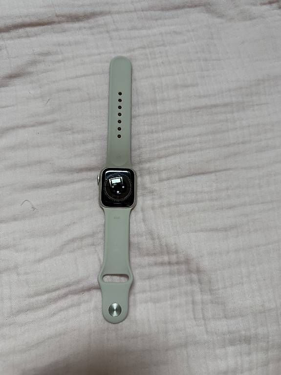 Apple Smartwatch: Apple Watch Series 9 – Usato da Ennenda venduto da ldi_6z8v 1