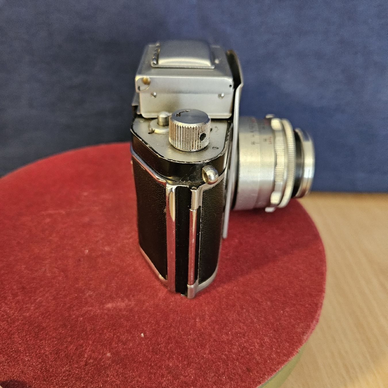 Exakta Fotocamera: Exa Kamera mit Tasche und Objektiv – Usato da Kriens venduto da gra_fhn7 6