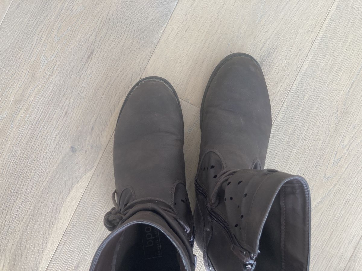 Scarpe da donna: Stiefel dunkelbraun Gr. 38 – Usato da Eggenwil venduto da Lissi82 1