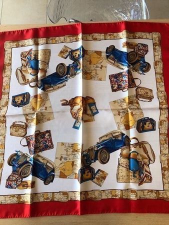 Nuovo Foulard seta 100 %