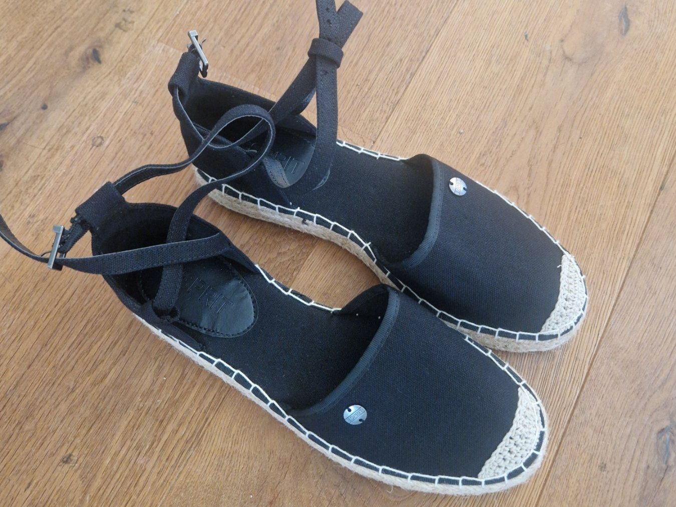 Esprit Scarpe da donna: Espadrilles Esprit schwarz Grösse 38 neuwertig – Nuovo (secondo la descrizione) da Dübendorf venduto da pet_8vnm