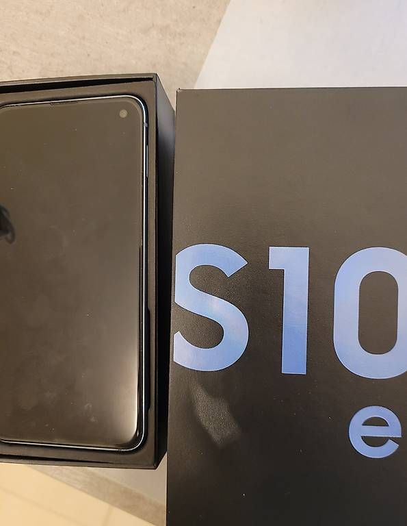 Portables: Samsung Galaxy S10e – D'occasion à La Chaux-de-Fonds par amp_9drx 1