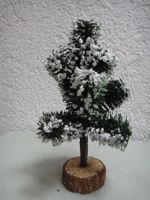 Puppenhauszubehör, Verschneiter Baum